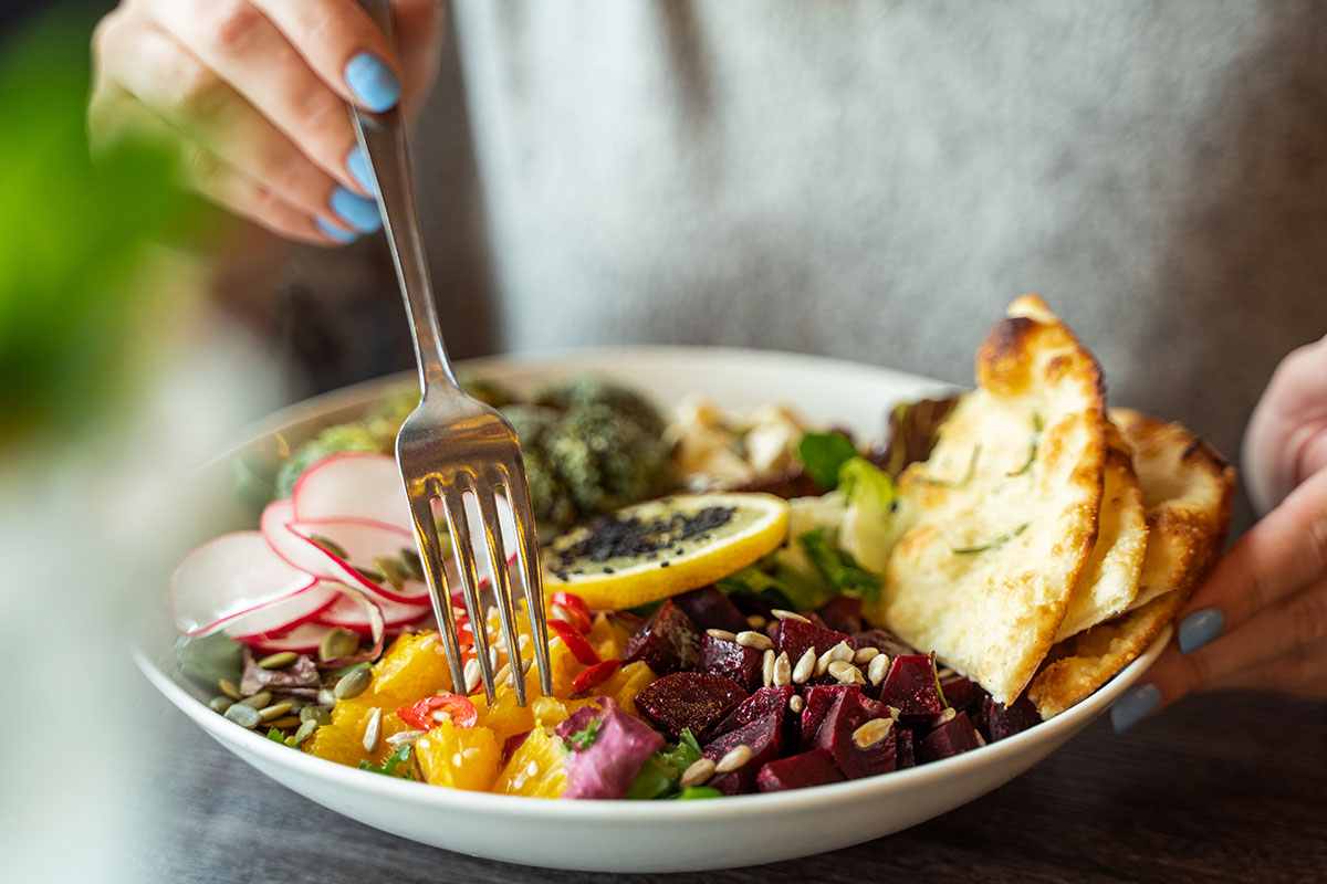 healthy lunch meal bowl vegetables